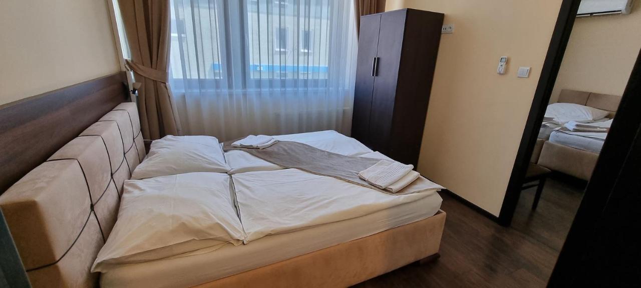 Elite Pension Štúrovo Esterno foto
