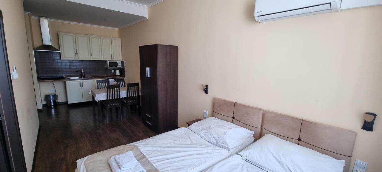 Elite Pension Štúrovo Esterno foto