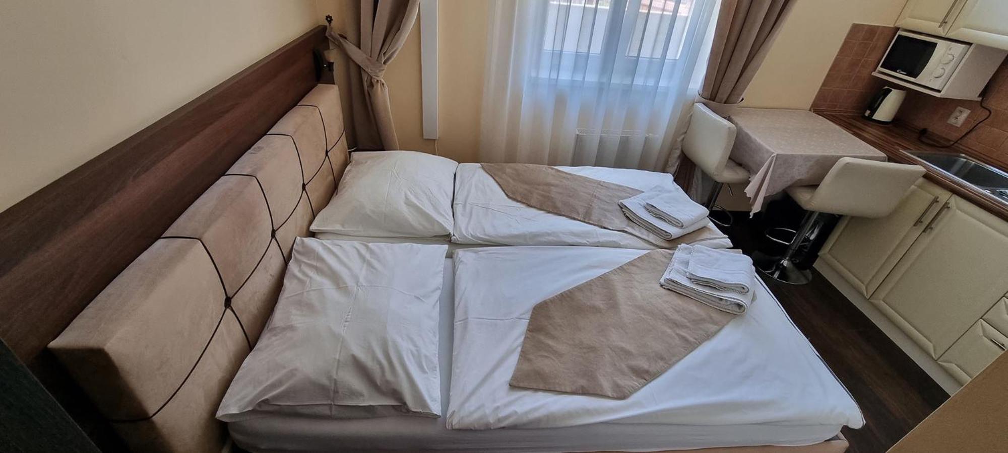 Elite Pension Štúrovo Esterno foto