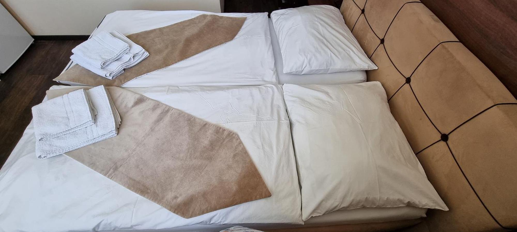 Elite Pension Štúrovo Esterno foto