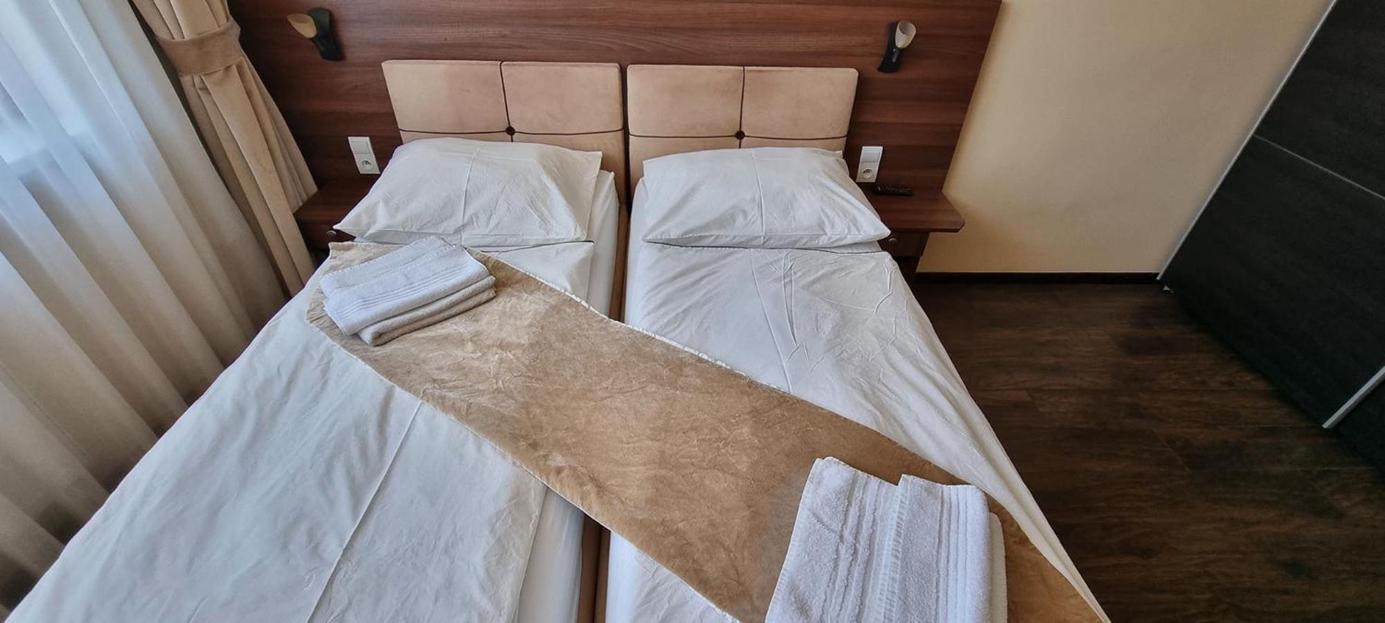 Elite Pension Štúrovo Esterno foto