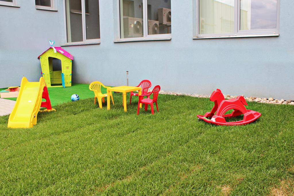 Elite Pension Štúrovo Esterno foto